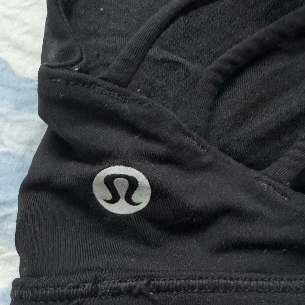 lulu lemon black free to be bra - Picture 3 of 4